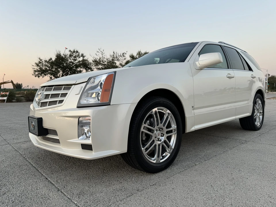 2008 Cadillac SRX - Image 12 of 31