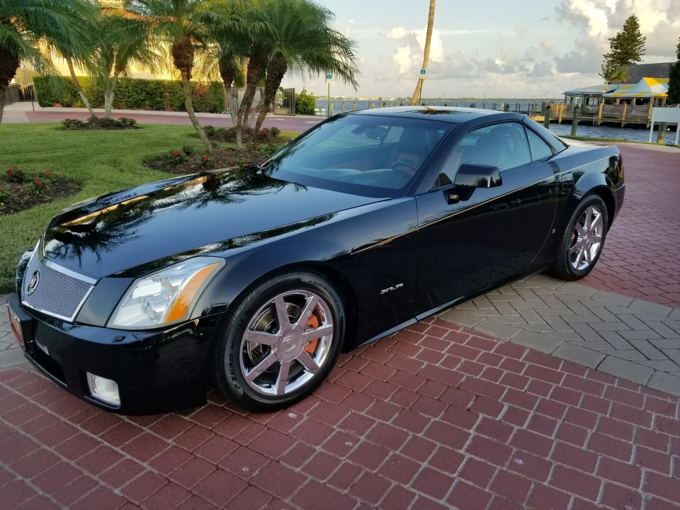 2008 Cadillac XLR - Image 16 of 31