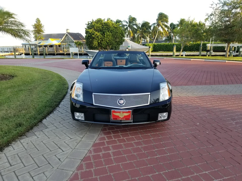 2008 Cadillac XLR - Image 14 of 31