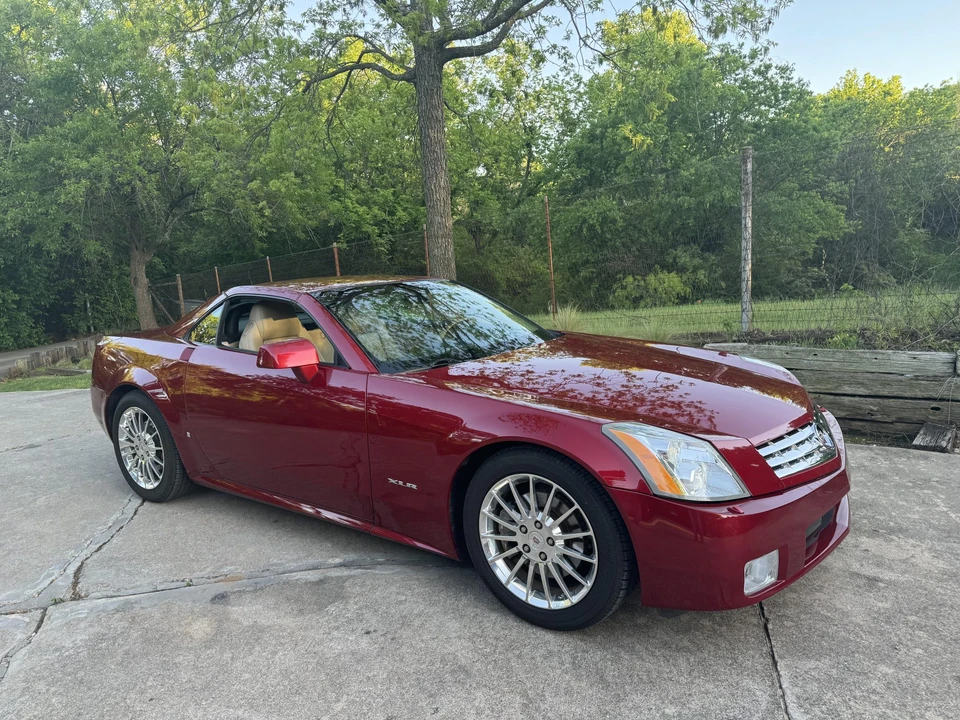 2008 Cadillac XLR - Image 17 of 31