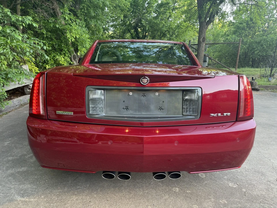 2008 Cadillac XLR - Image 26 of 31