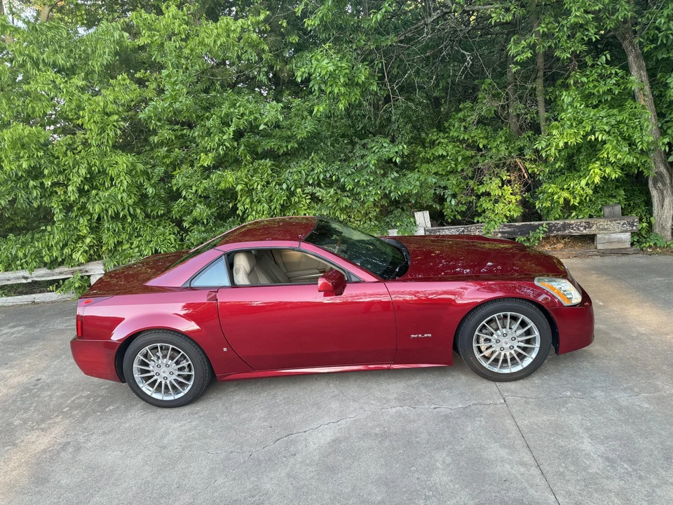 2008 Cadillac XLR - Image 19 of 31