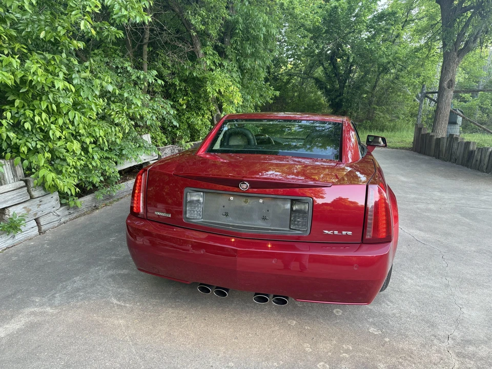 2008 Cadillac XLR - Image 24 of 31