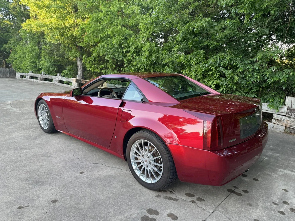 2008 Cadillac XLR - Image 29 of 31