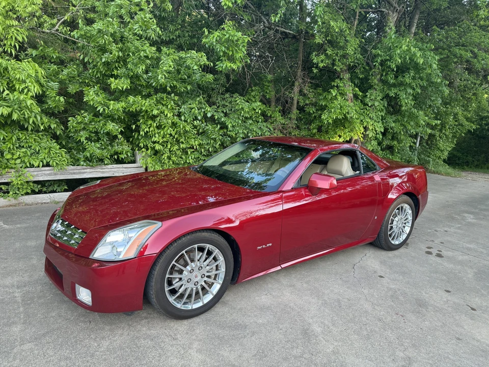 2008 Cadillac XLR - Image 4 of 31