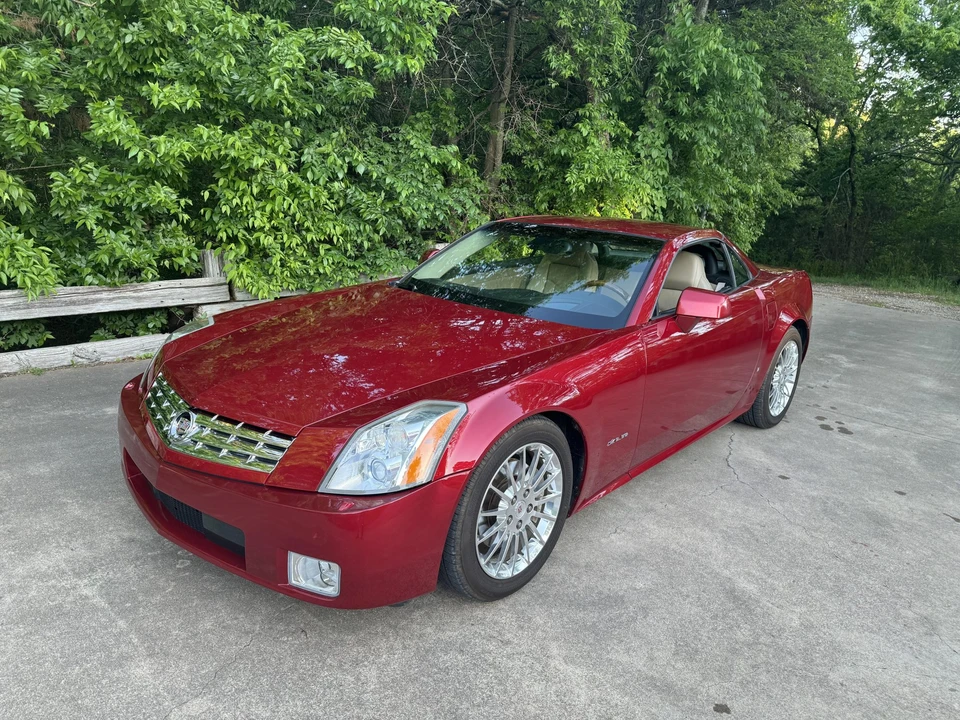 2008 Cadillac XLR - Image 5 of 31
