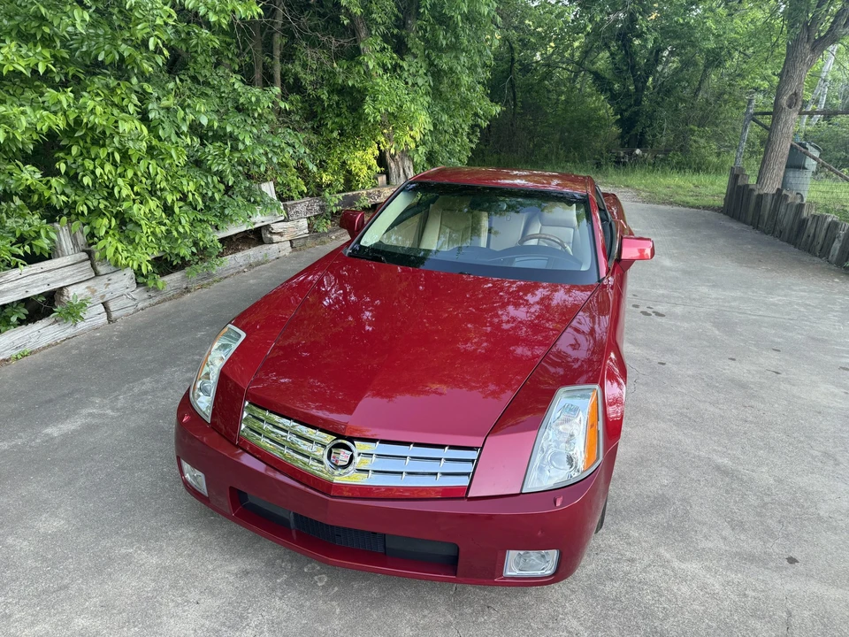 2008 Cadillac XLR - Image 8 of 31