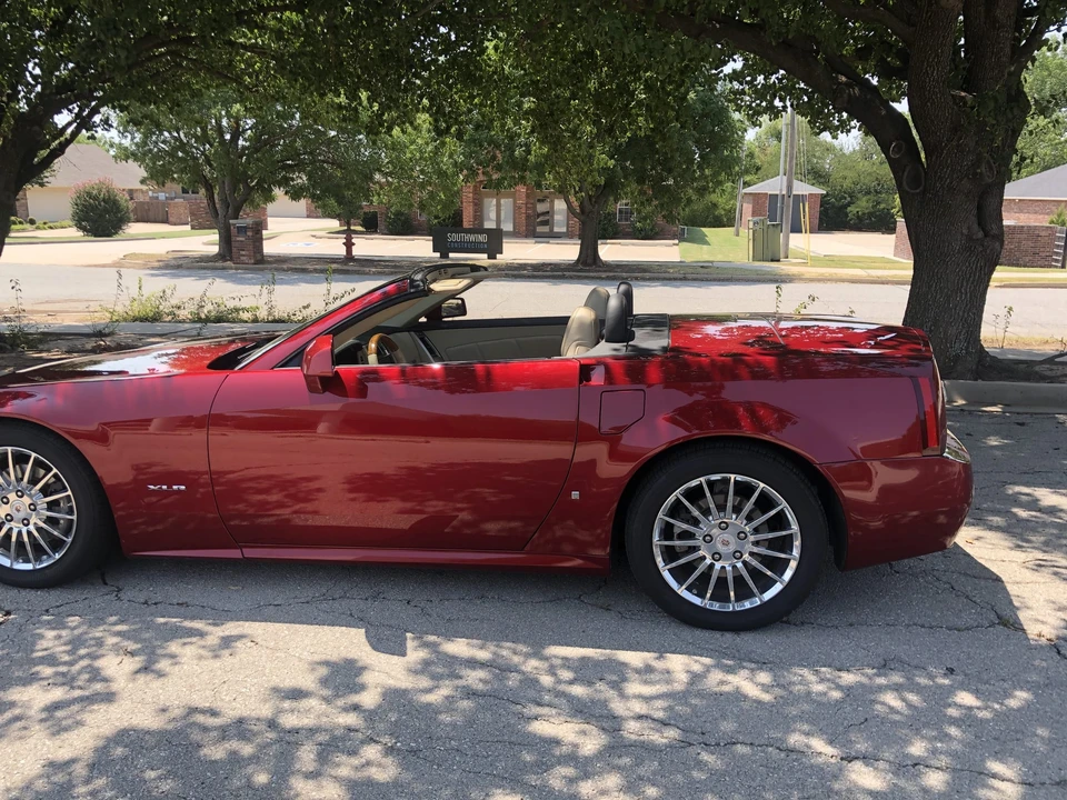 2008 Cadillac XLR - Image 20 of 31