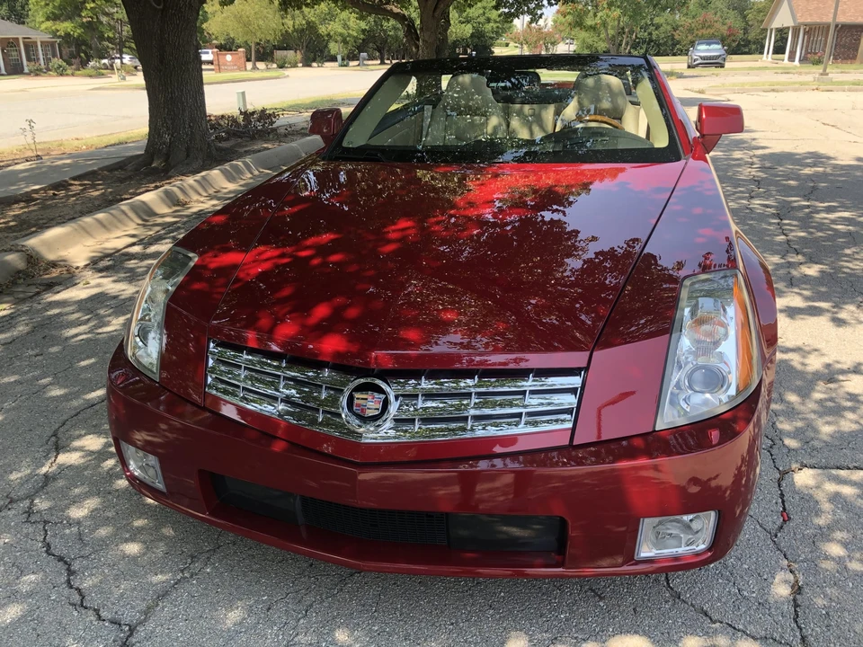 2008 Cadillac XLR - Image 8 of 31