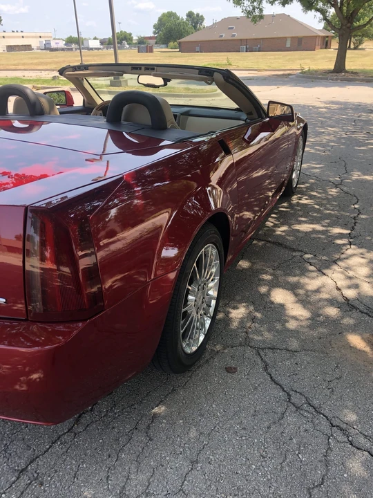 2008 Cadillac XLR - Image 27 of 31