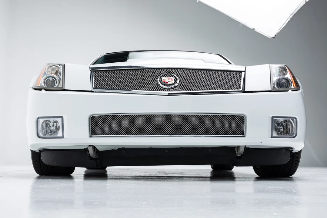 2008 Cadillac XLR-V - Image 7 of 31