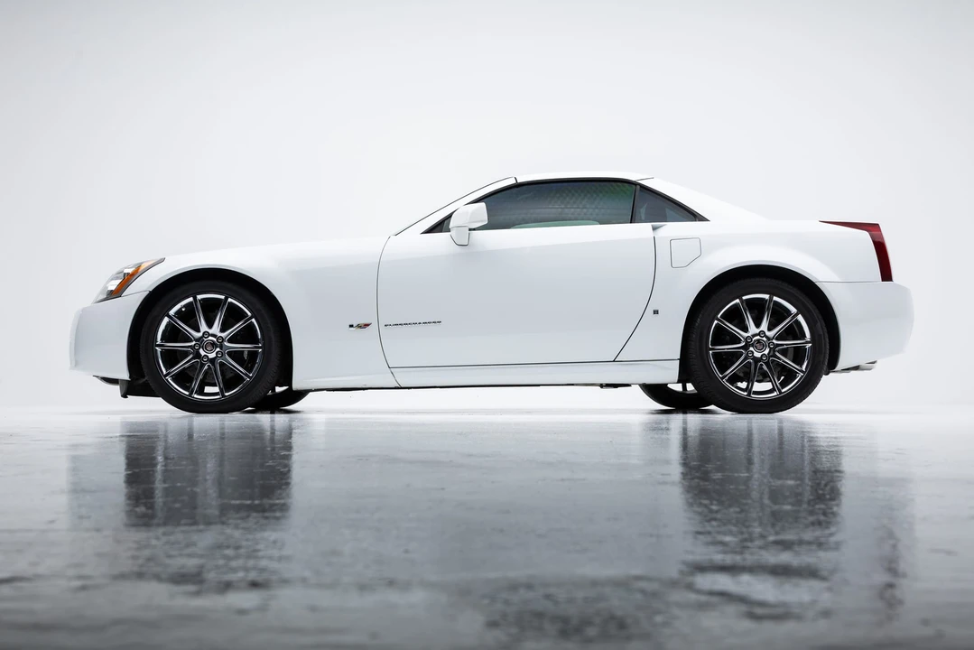 2008 Cadillac XLR-V - Image 27 of 31