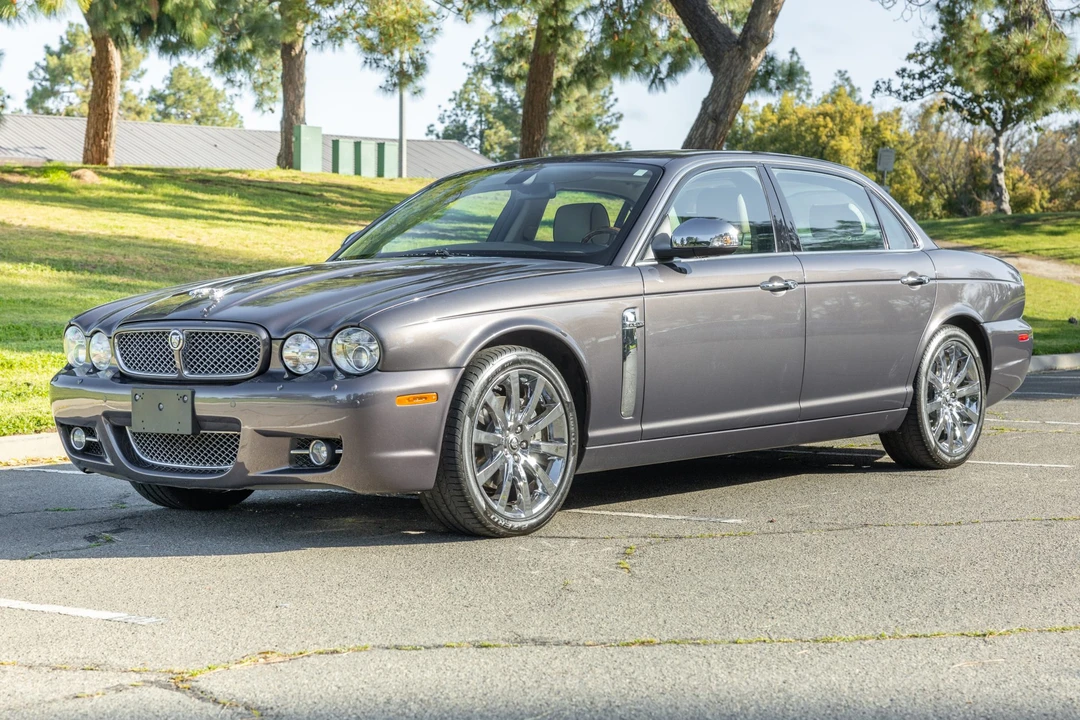 2008 Jaguar X350/X356/X358 XJ - Image 2 of 31