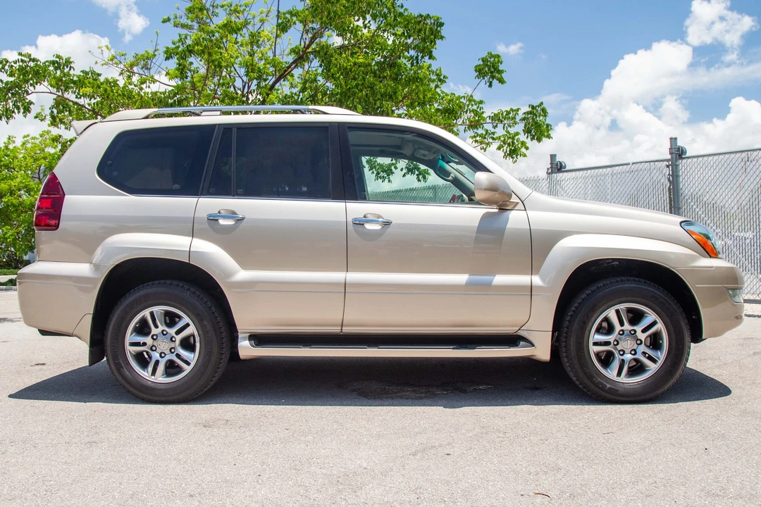 2008 Lexus GX 1st Gen - Image 5 of 31