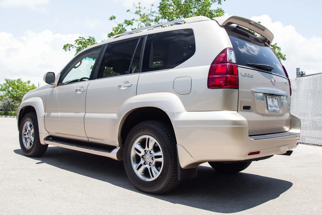 2008 Lexus GX 1st Gen - Image 3 of 31