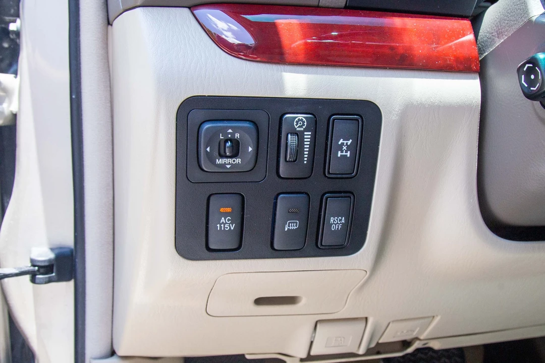 2008 Lexus GX 1st Gen - Image 29 of 31