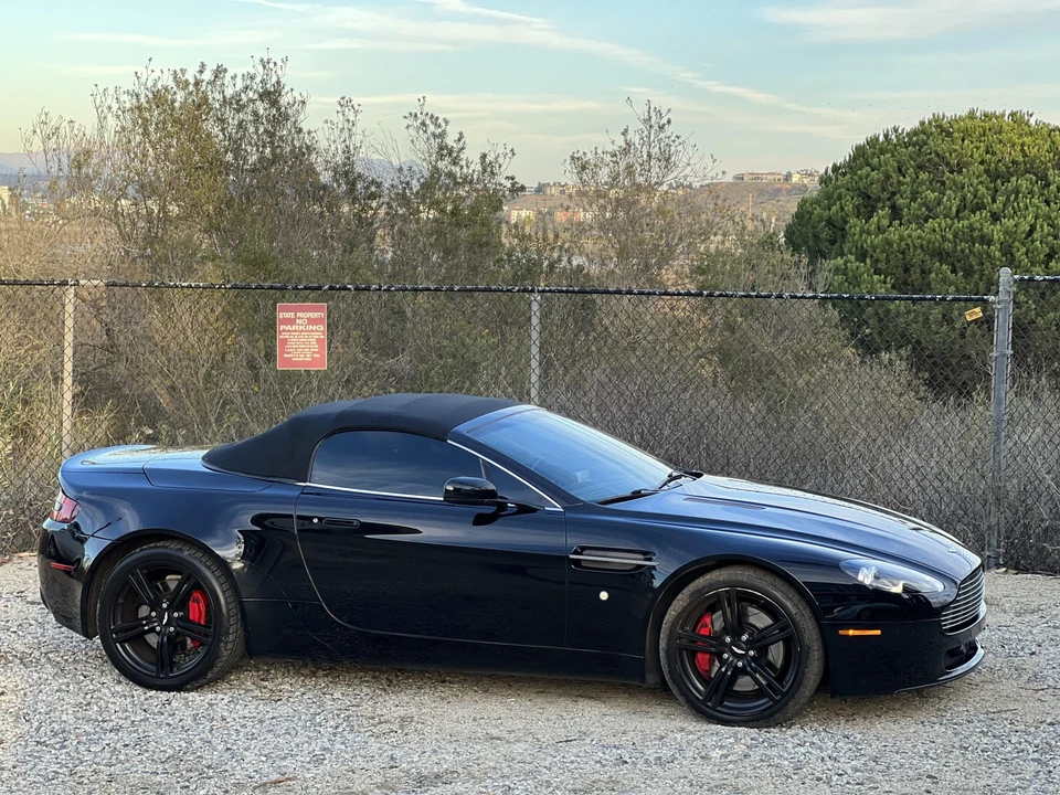 2009 Aston Martin V8 Vantage (2006-2017) - Image 21 of 31