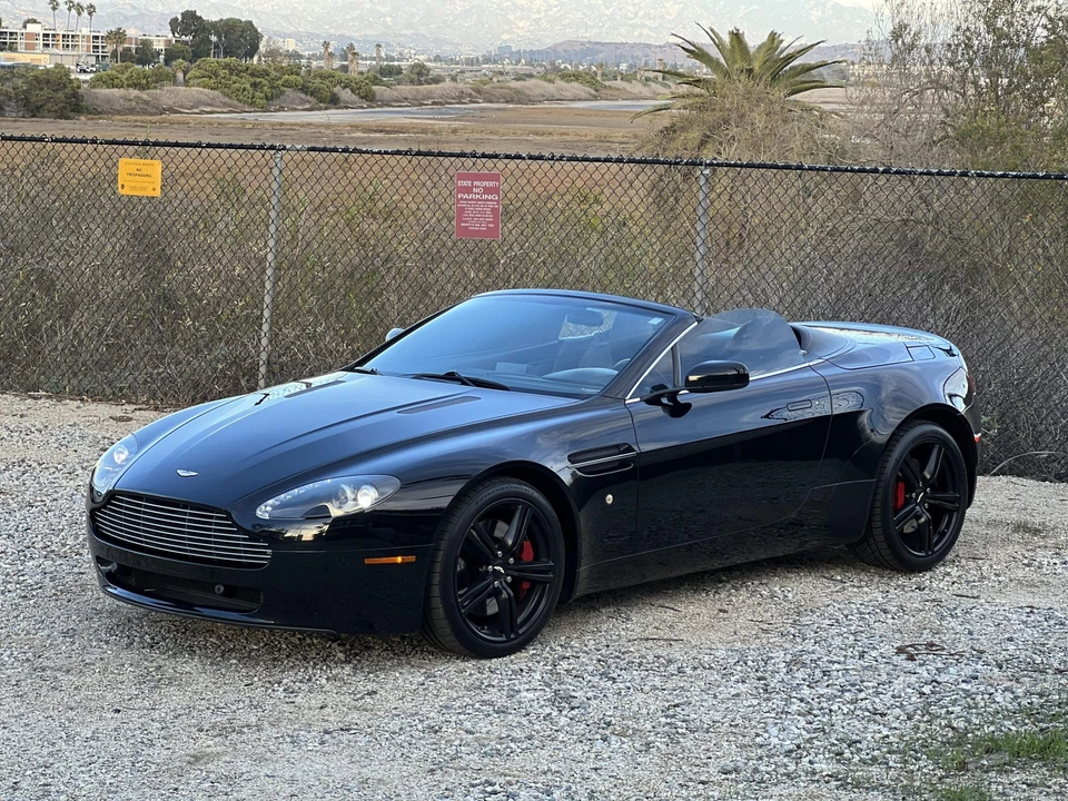 2009 Aston Martin V8 Vantage (2006-2017) - Image 5 of 31