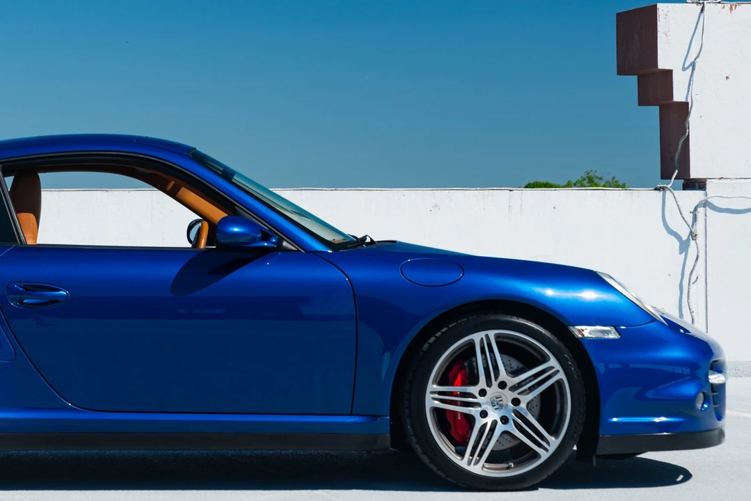 2009 Porsche 997 Turbo - Image 13 of 31