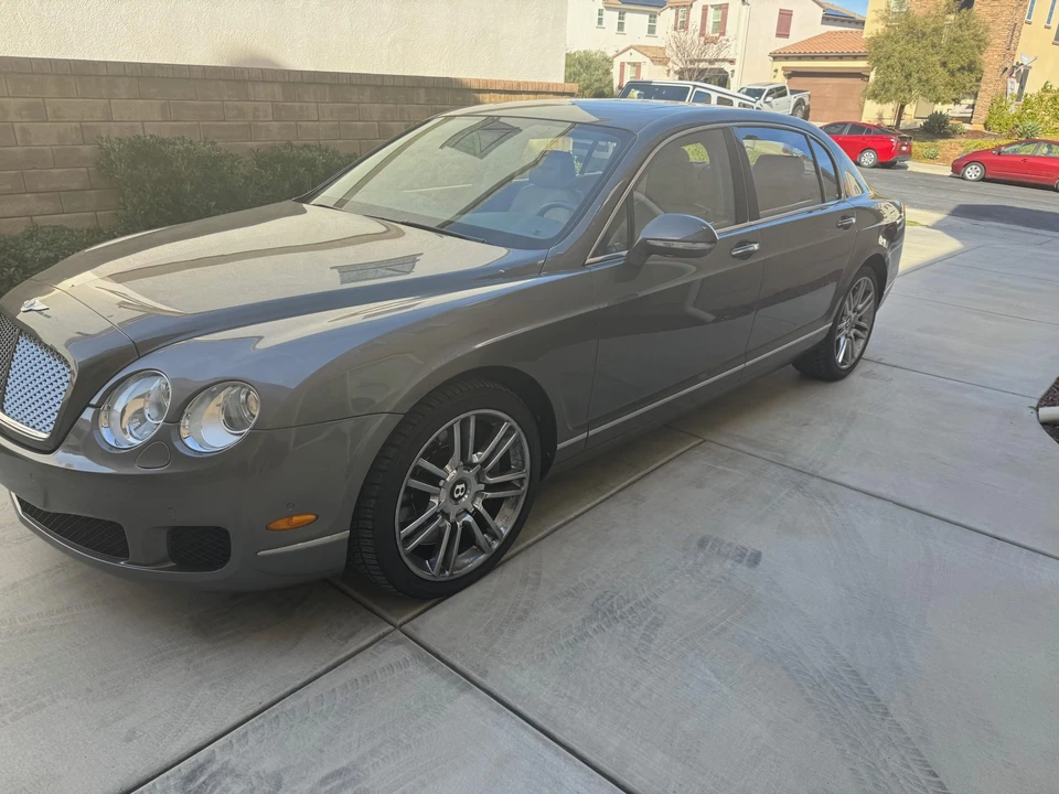 2010 Bentley Continental Flying Spur - Image 2 of 31