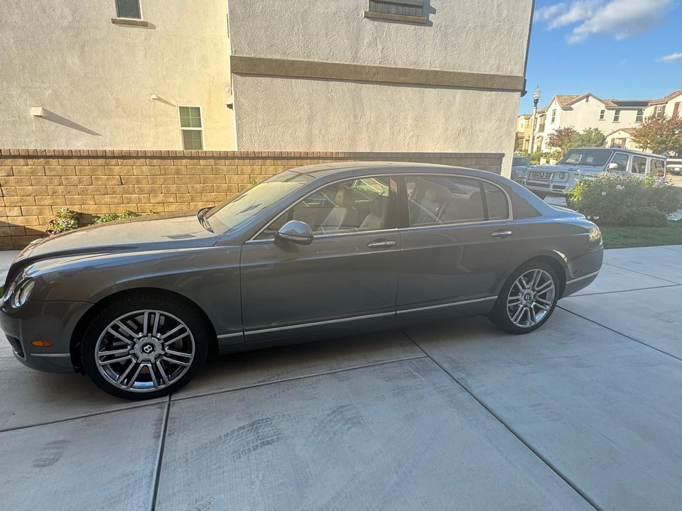 2010 Bentley Continental Flying Spur - Image 3 of 31
