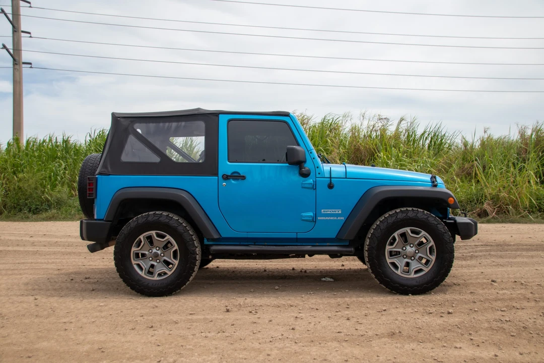 2010 Jeep JK Wrangler - Image 24 of 31