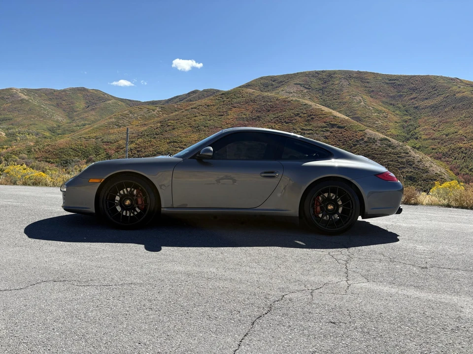 2010 Porsche 997 Carrera 4S - Image 8 of 31