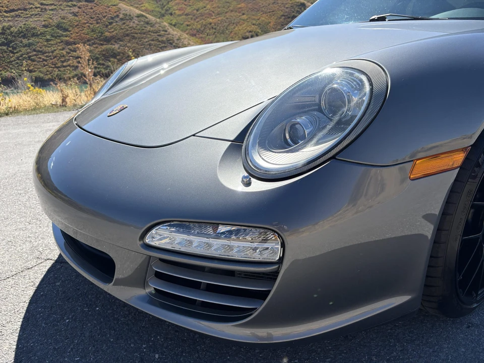 2010 Porsche 997 Carrera 4S - Image 10 of 31