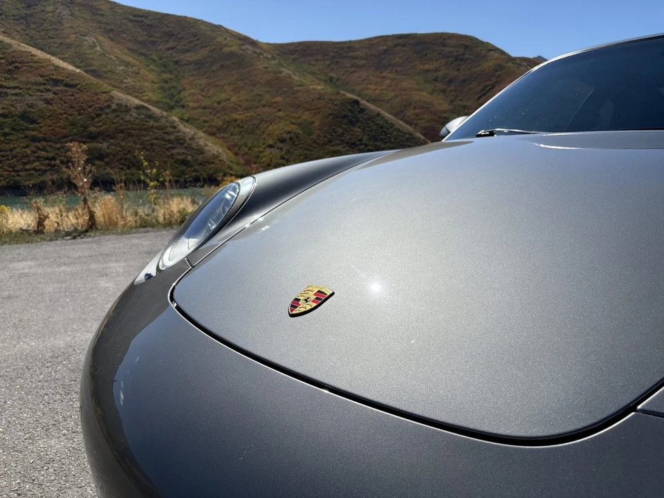 2010 Porsche 997 Carrera 4S - Image 9 of 31