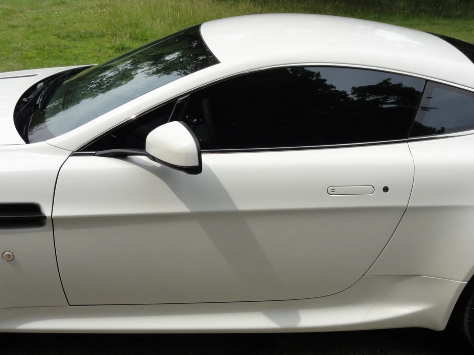 2011 Aston Martin V8 Vantage (2006-2017) - Image 27 of 31