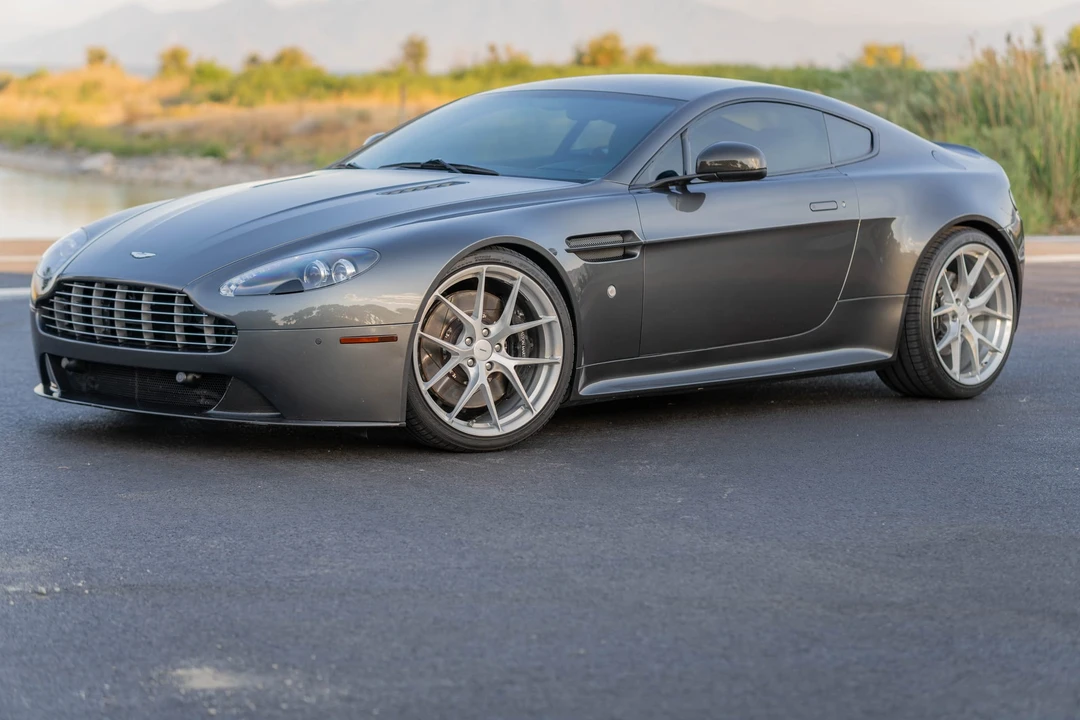 2011 Aston Martin V8 Vantage (2006-2017) - Image 7 of 31