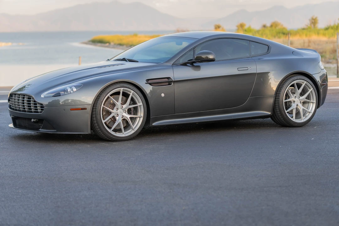 2011 Aston Martin V8 Vantage (2006-2017) - Image 9 of 31