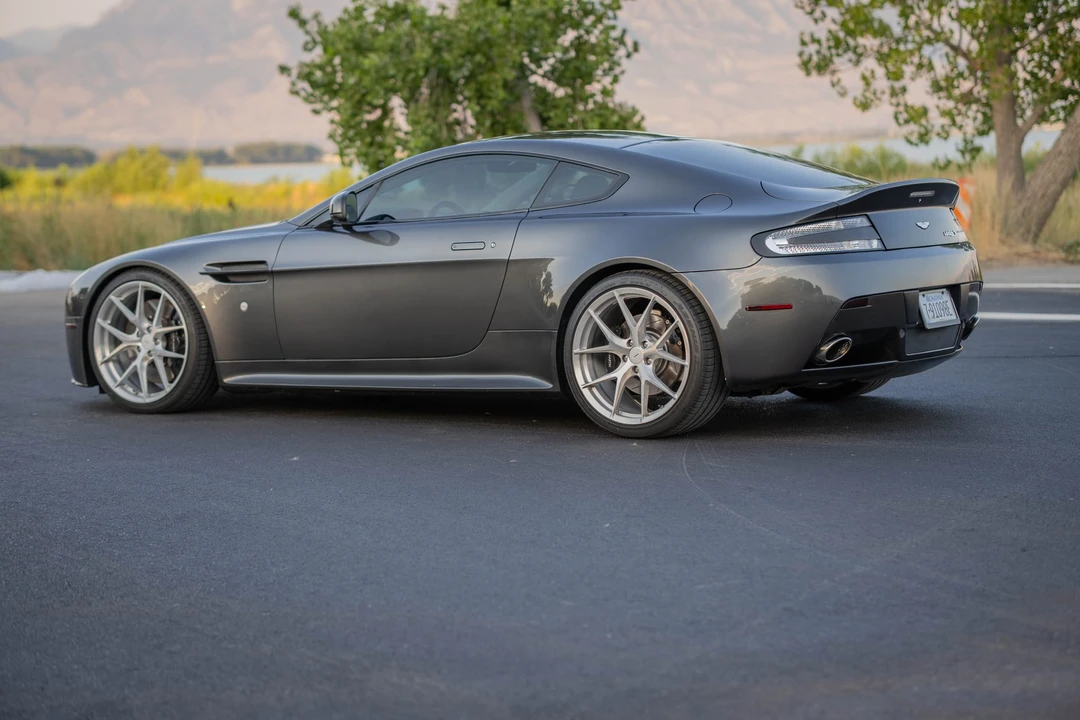 2011 Aston Martin V8 Vantage (2006-2017) - Image 14 of 31