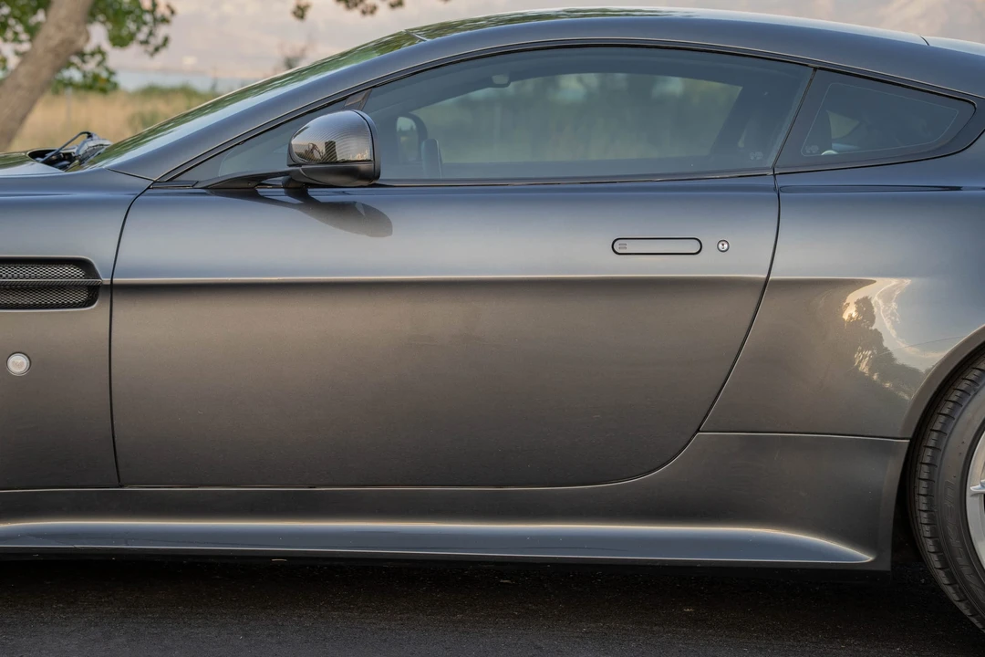 2011 Aston Martin V8 Vantage (2006-2017) - Image 23 of 31