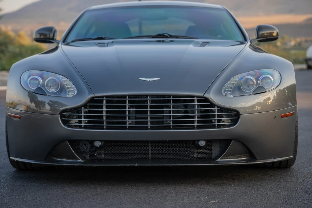 2011 Aston Martin V8 Vantage (2006-2017) - Image 5 of 31