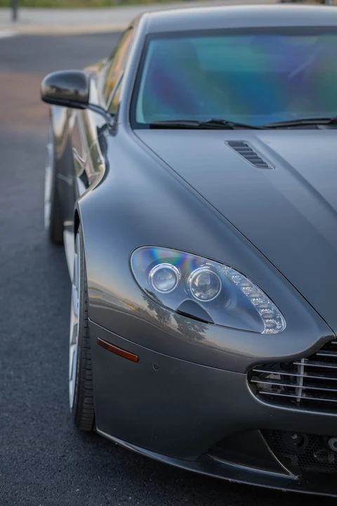 2011 Aston Martin V8 Vantage (2006-2017) - Image 30 of 31
