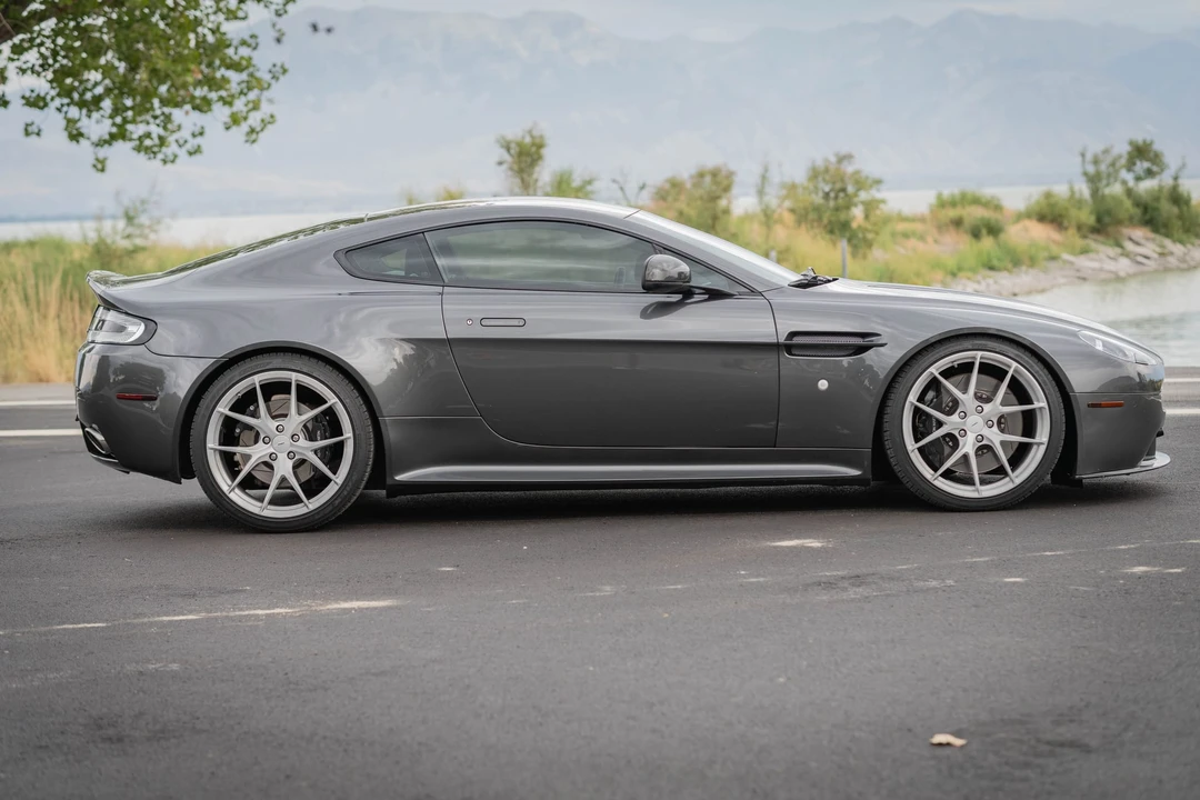 2011 Aston Martin V8 Vantage (2006-2017) - Image 19 of 31