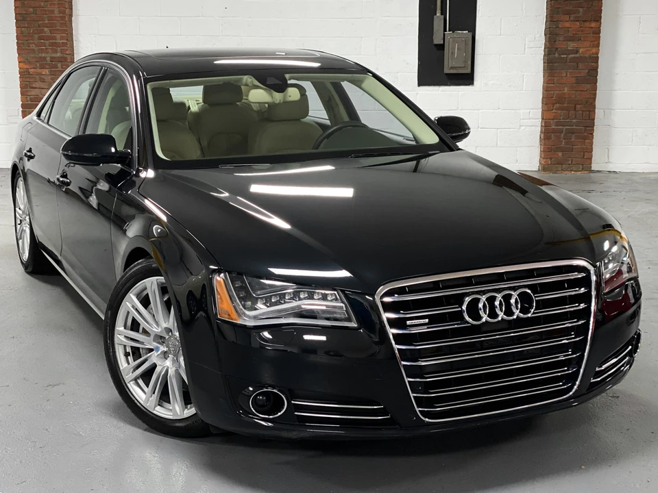 2011 Audi D4 A8 - Image 12 of 31
