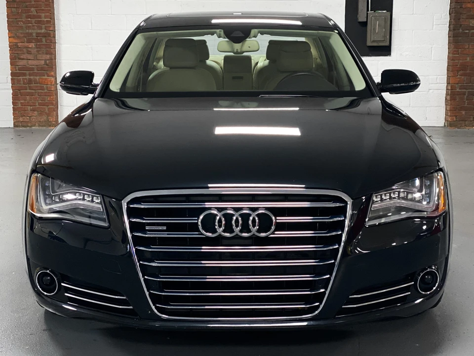 2011 Audi D4 A8 - Image 13 of 31