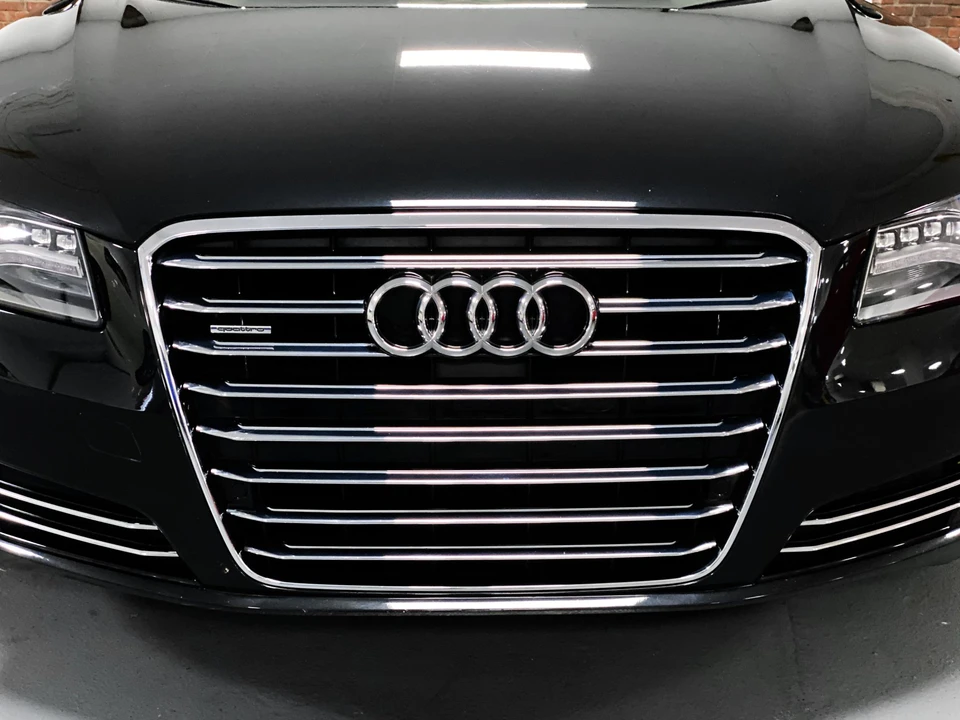 2011 Audi D4 A8 - Image 19 of 31