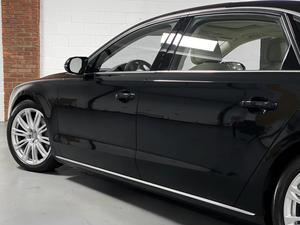 2011 Audi D4 A8 - Image 29 of 31