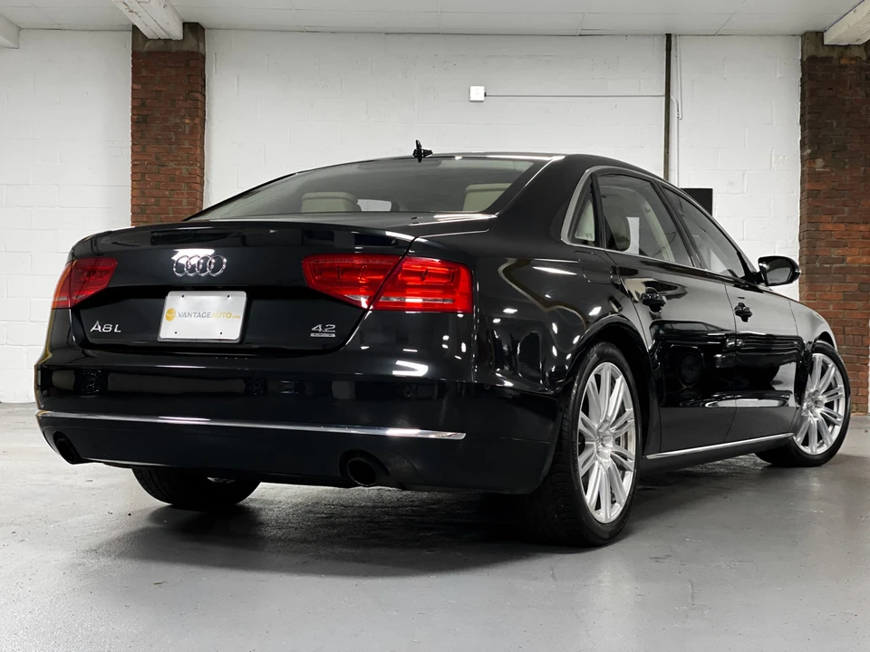 2011 Audi D4 A8 - Image 10 of 31