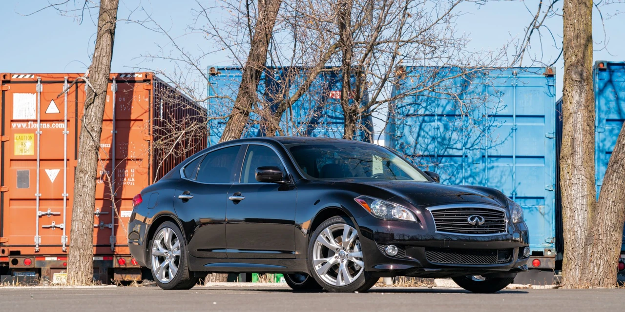 2011 Infiniti M 3rd Gen - Image 21 of 31