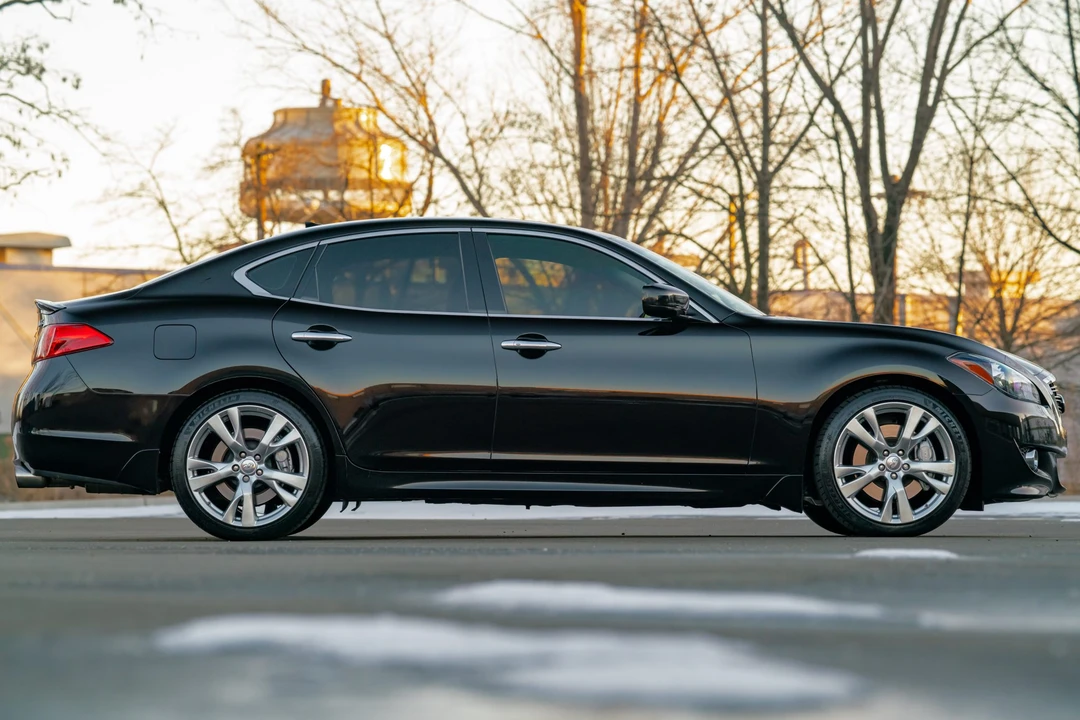 2011 Infiniti M 3rd Gen - Image 17 of 31