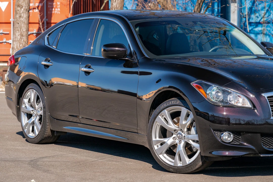 2011 Infiniti M 3rd Gen - Image 31 of 31