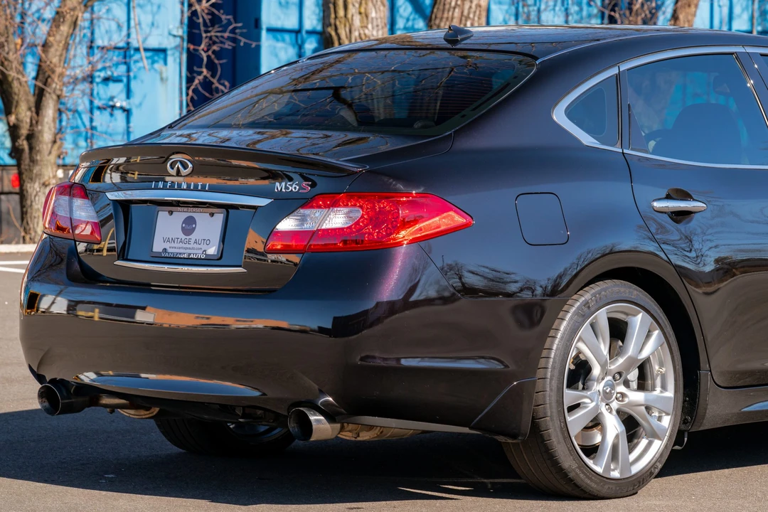 2011 Infiniti M 3rd Gen - Image 29 of 31