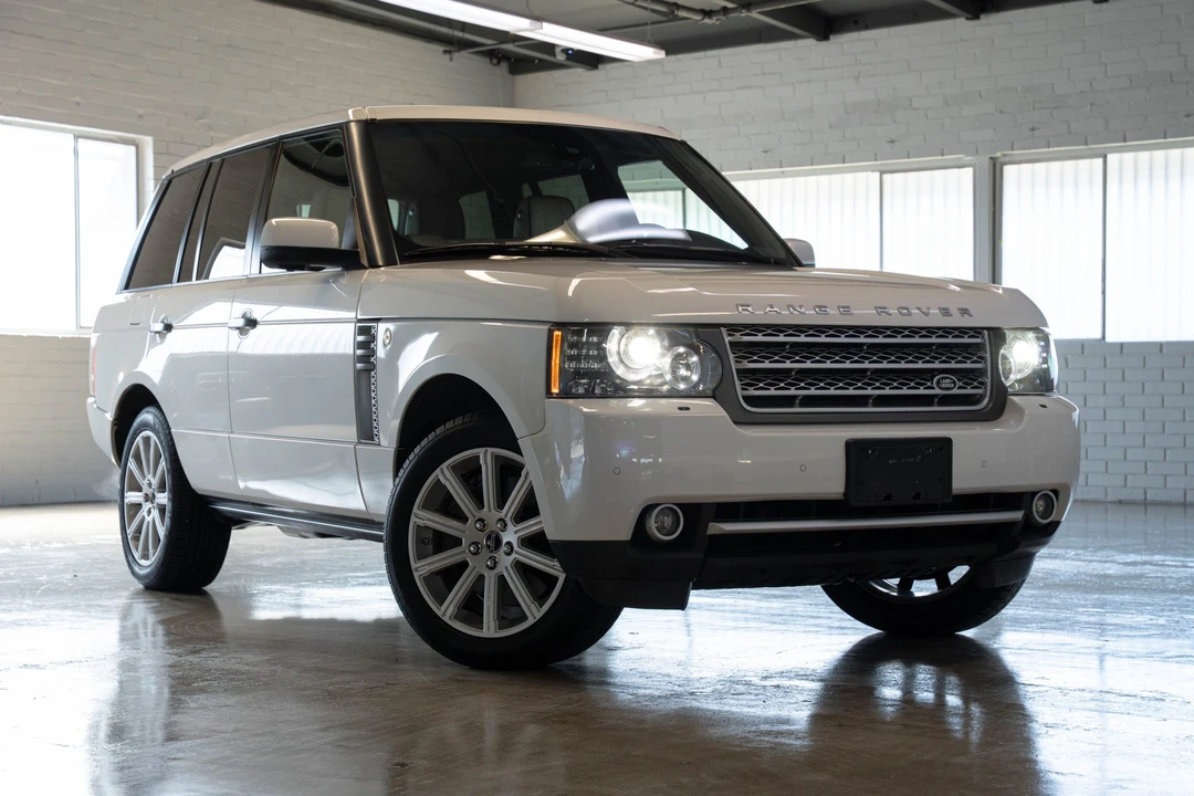 2011 Land Rover Range Rover L322 - Image 3 of 31