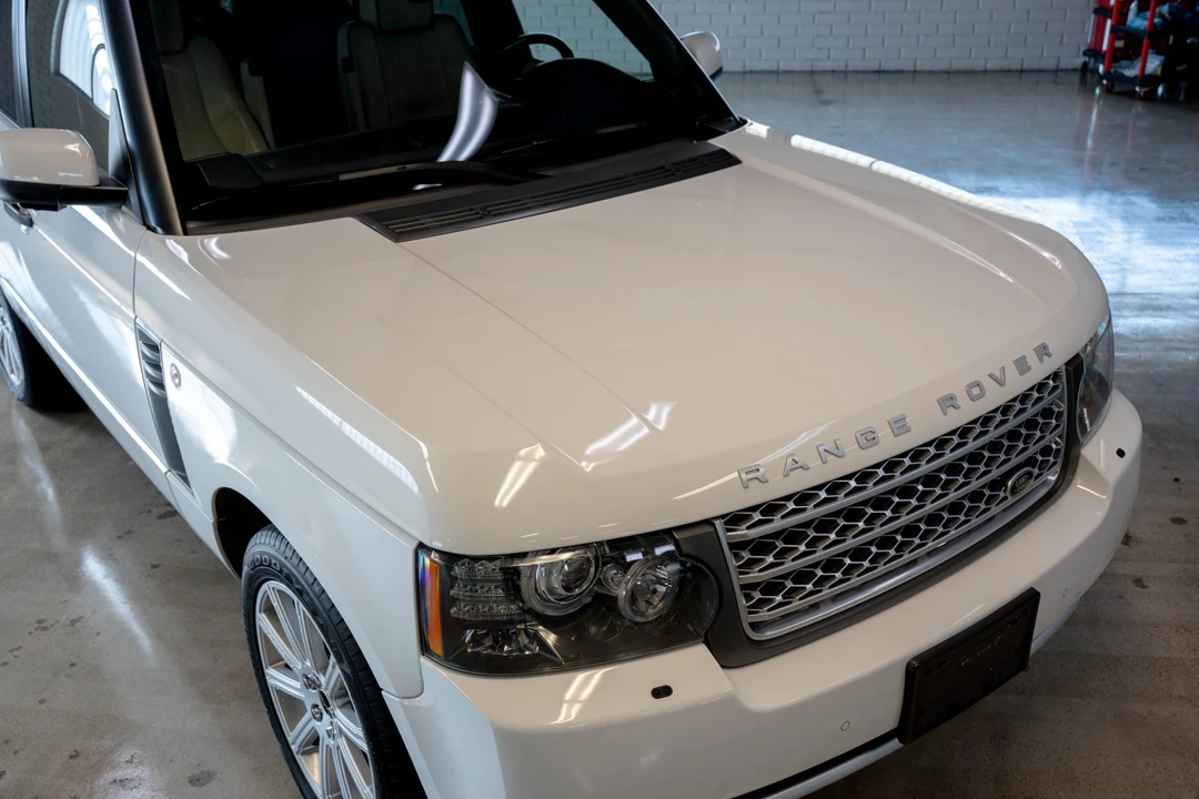2011 Land Rover Range Rover L322 - Image 24 of 31