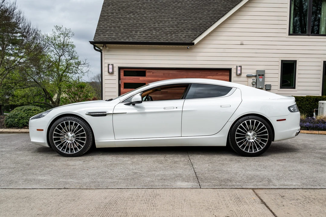 2012 Aston Martin Rapide - Image 8 of 31