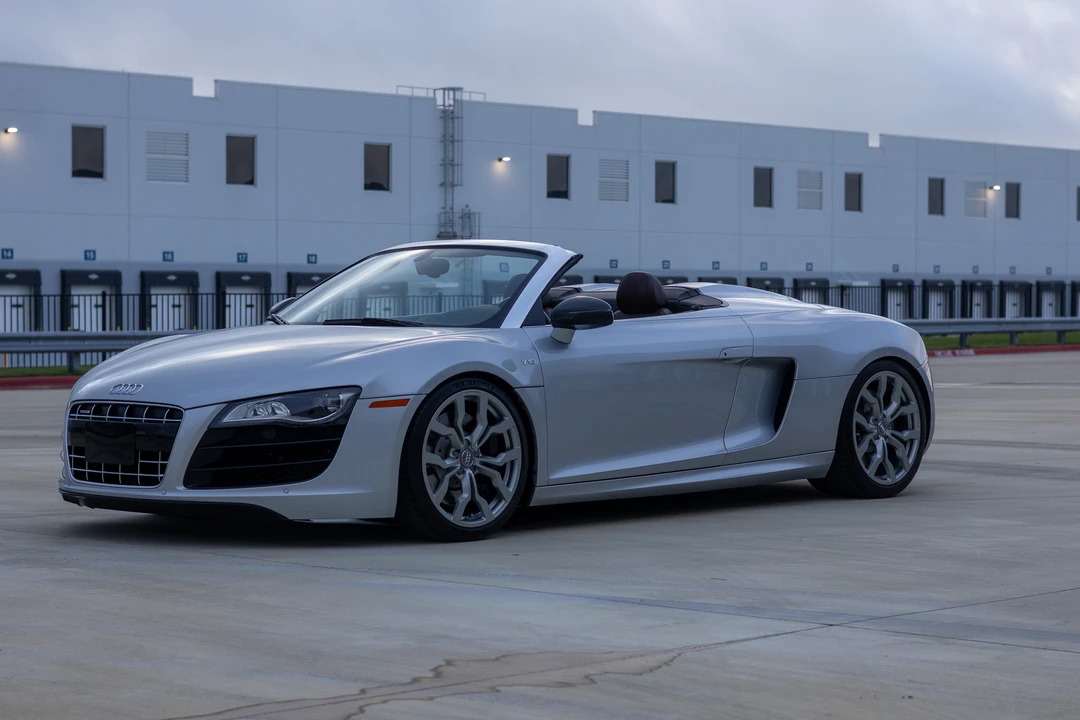 2012 Audi 42 R8 - Image 2 of 31
